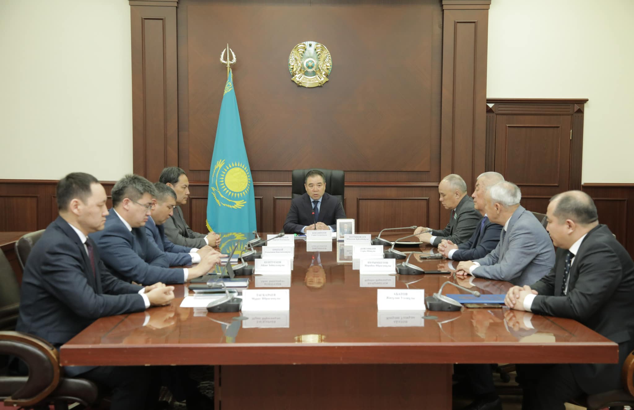 Еркектерді жұлып алатын әйелдердің порносын қараңыз