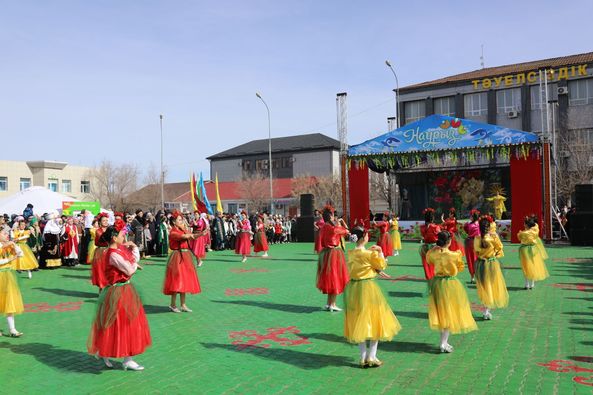 Отмечается великий день Наурыз