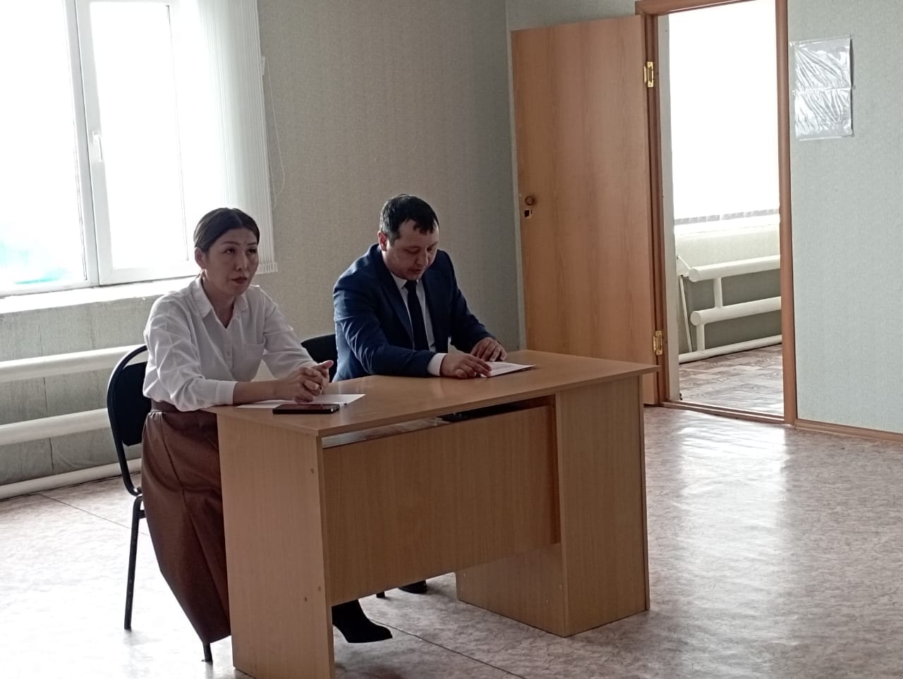 Жаңажол ауылдық округінің әкімі С.А.Естаевтың Жаңажол ауылының тұрғындарымен кезекті жиналыс