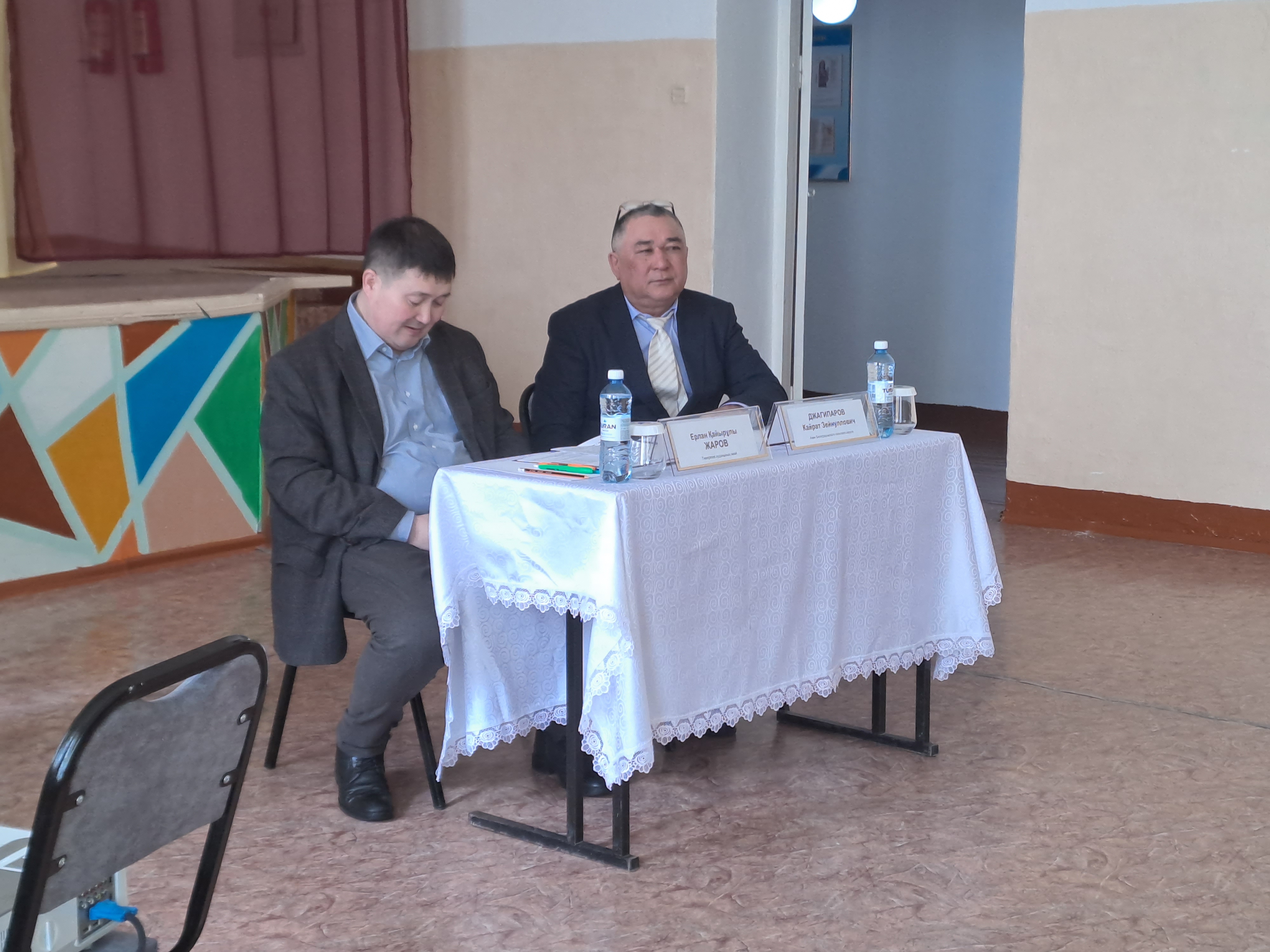 Тимирязев ауданы әкімінің тұрғындармен тұрақты кездесулері.