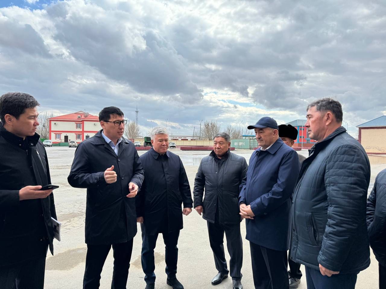 ҚР АУЫЛ ШАРУАШЫЛЫҒЫ ВИЦЕ-МИНИСТРІ Е. ТАСЖҮРЕКОВ СЫР ӨҢІРІНЕ ІССАПАР БАРЫСЫМЕН КЕЛДІ