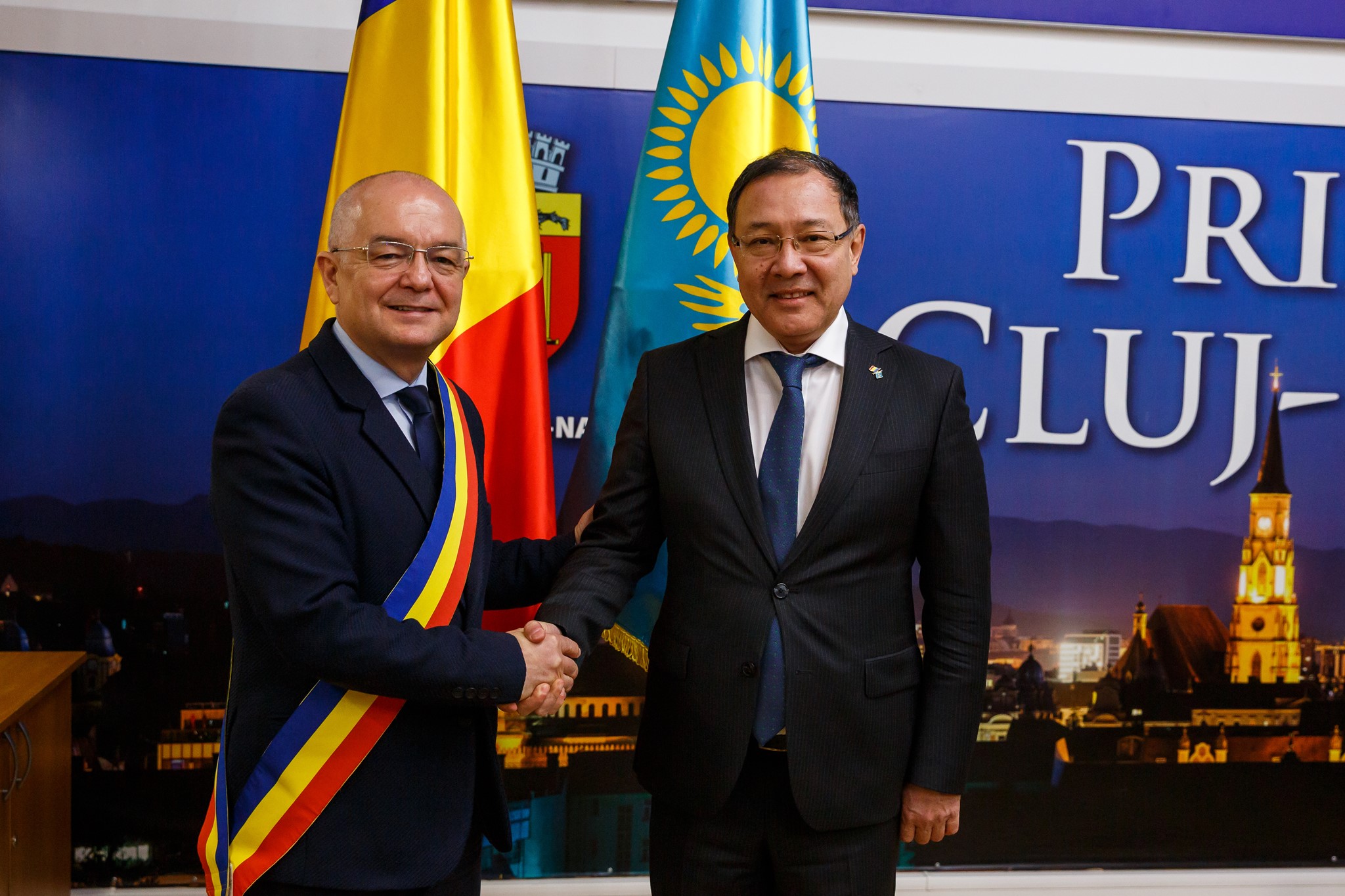 În legătură cu vizita de lucru a Ambasadorului Republicii Kazahstan în România, E. Ali, în regiunea Cluj-Napoca