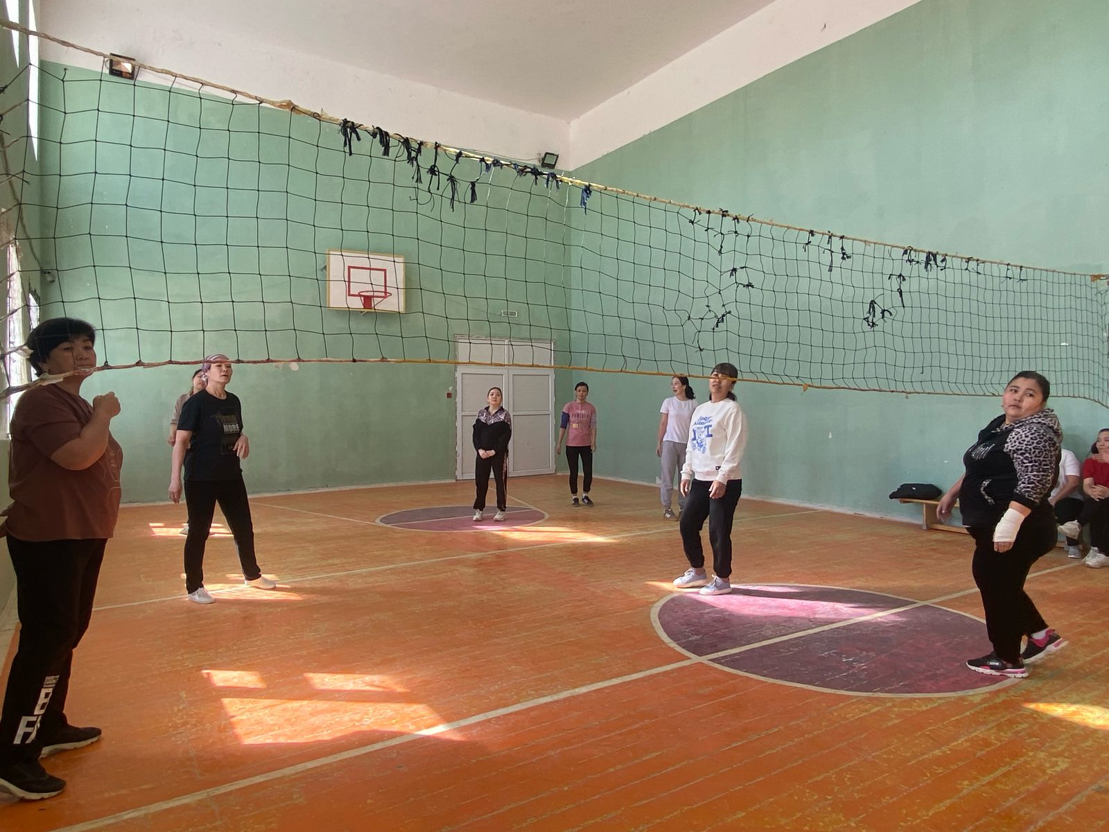 Спортивное мероприятие по женскому волейболу