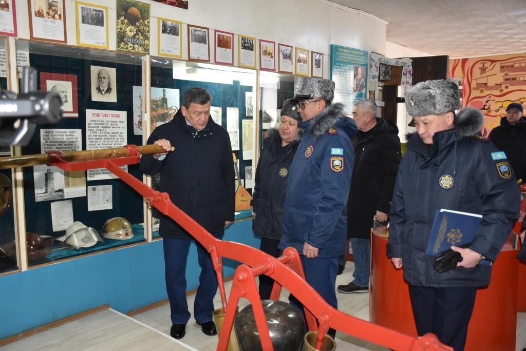 Солтүстік Қазақстан облысының әкімі  ТЖ департаменті бөлімшелерін аралады