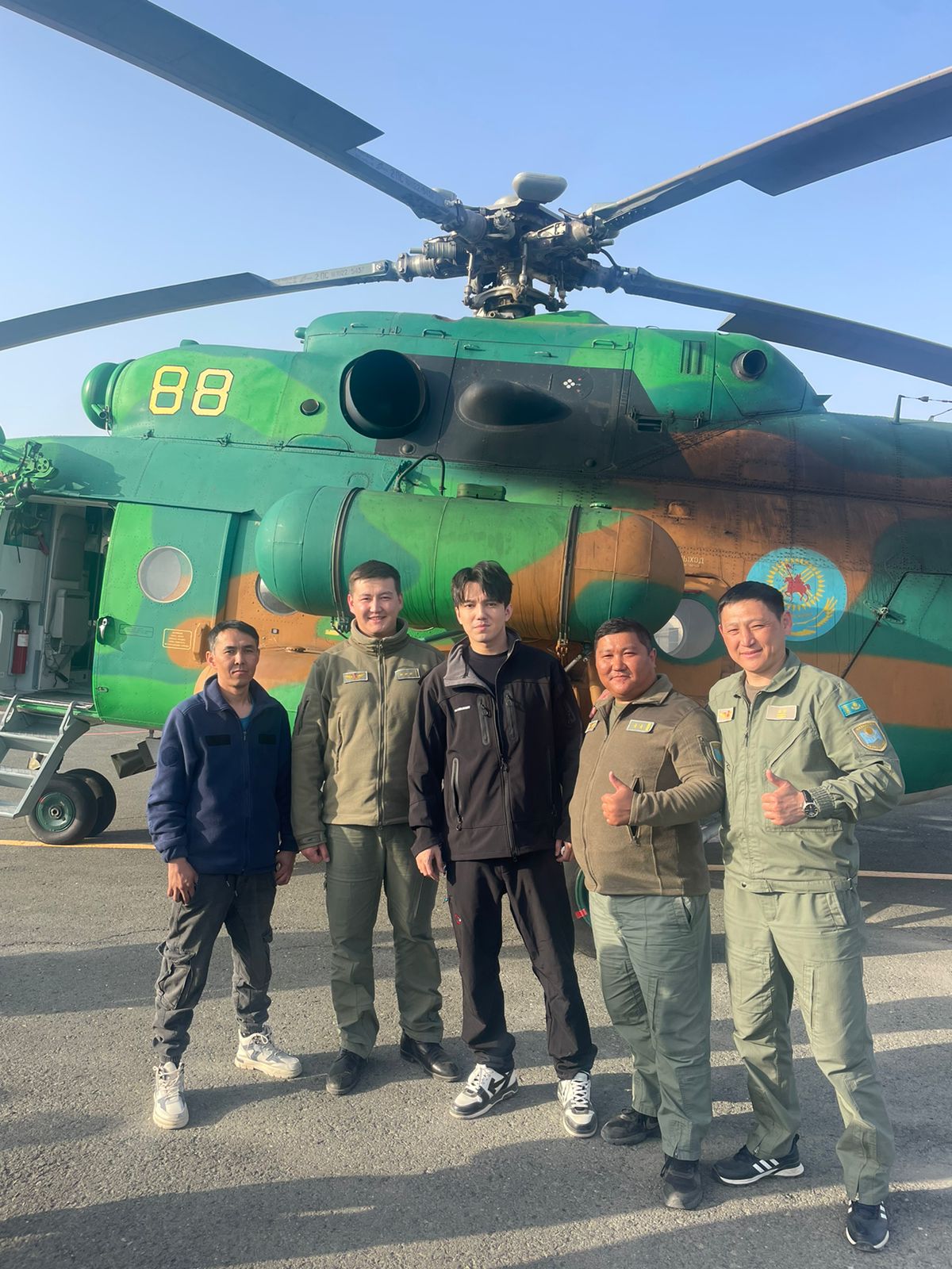 Авиация НГ МВД РК: Самолеты и вертолеты Национальной гвардии продолжают доставлять гуманитарную помощь в пострадавшие районы