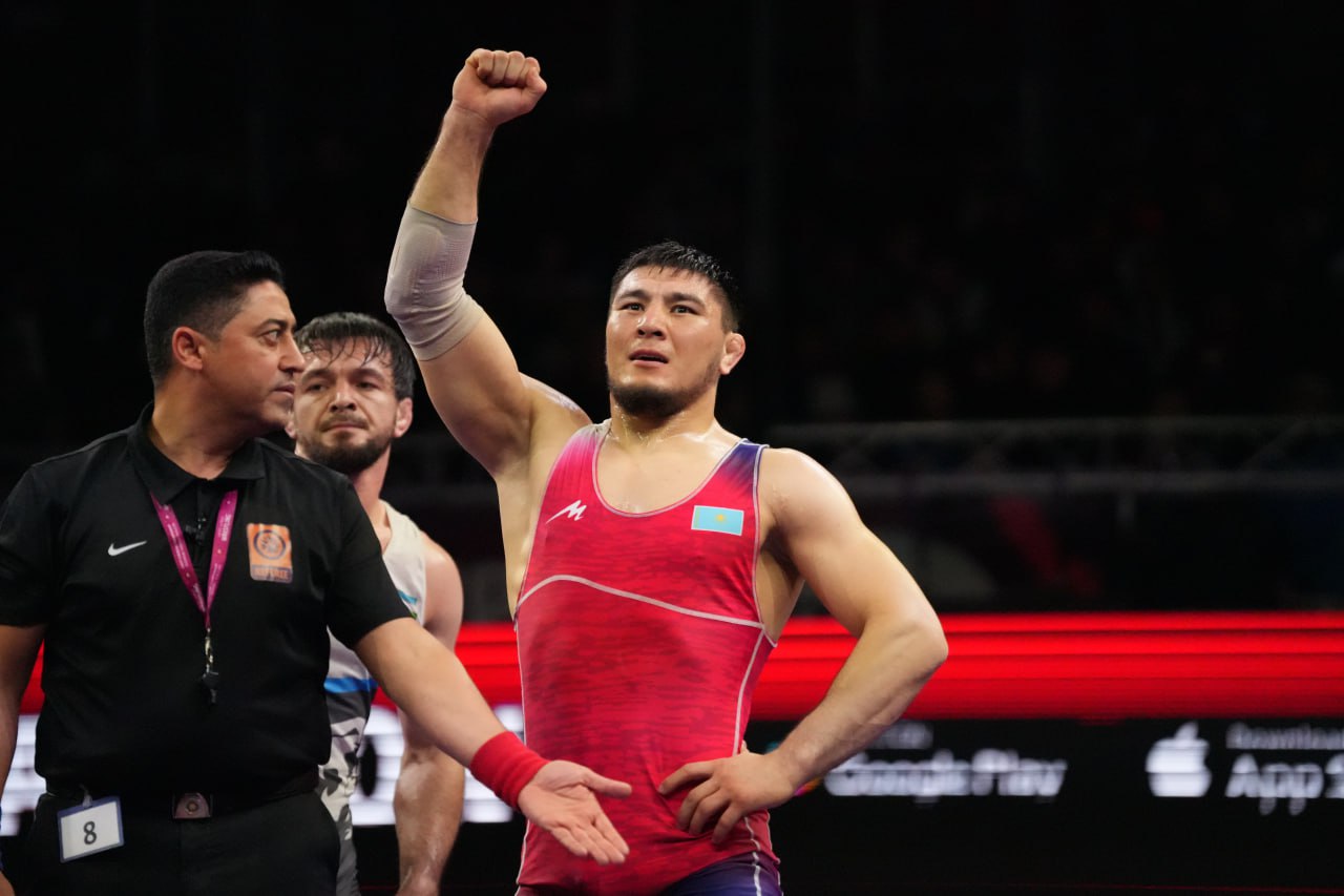 АЗАМАТ ДАУЛЕТБЕКОВ ТРЕТИЙ ГОД ПОДРЯД ВЫИГРАЛ ЧЕМПИОНАТ АЗИИ
