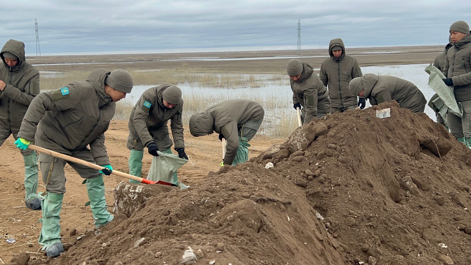 Перелив между населенными пунктами Каражар и Акмол устранен