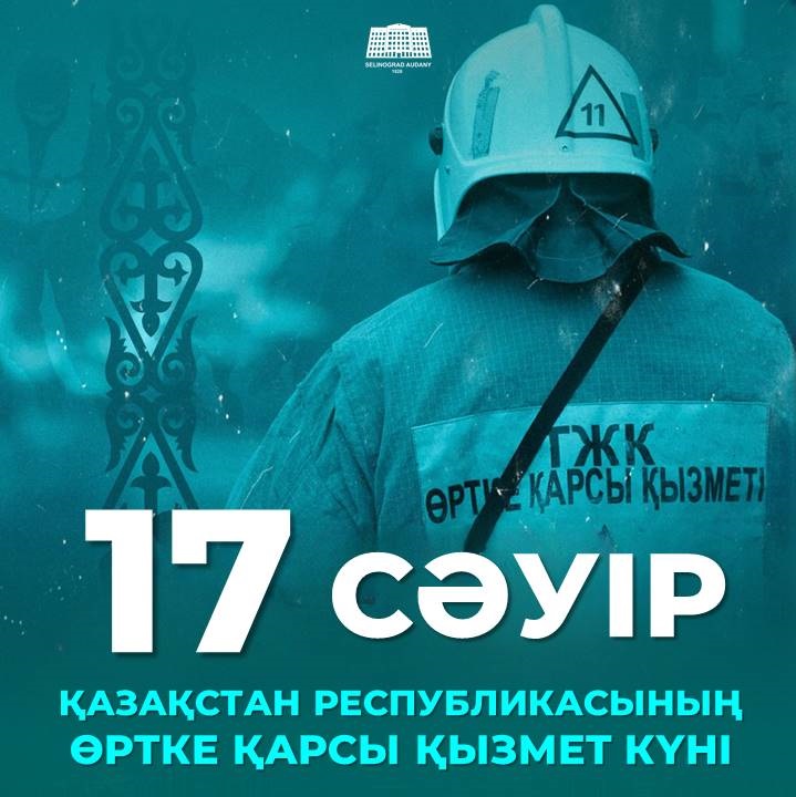 Үлкен салбыраған сиськи бар HD порно Дәретханадағы брюнетканың порно видеосы