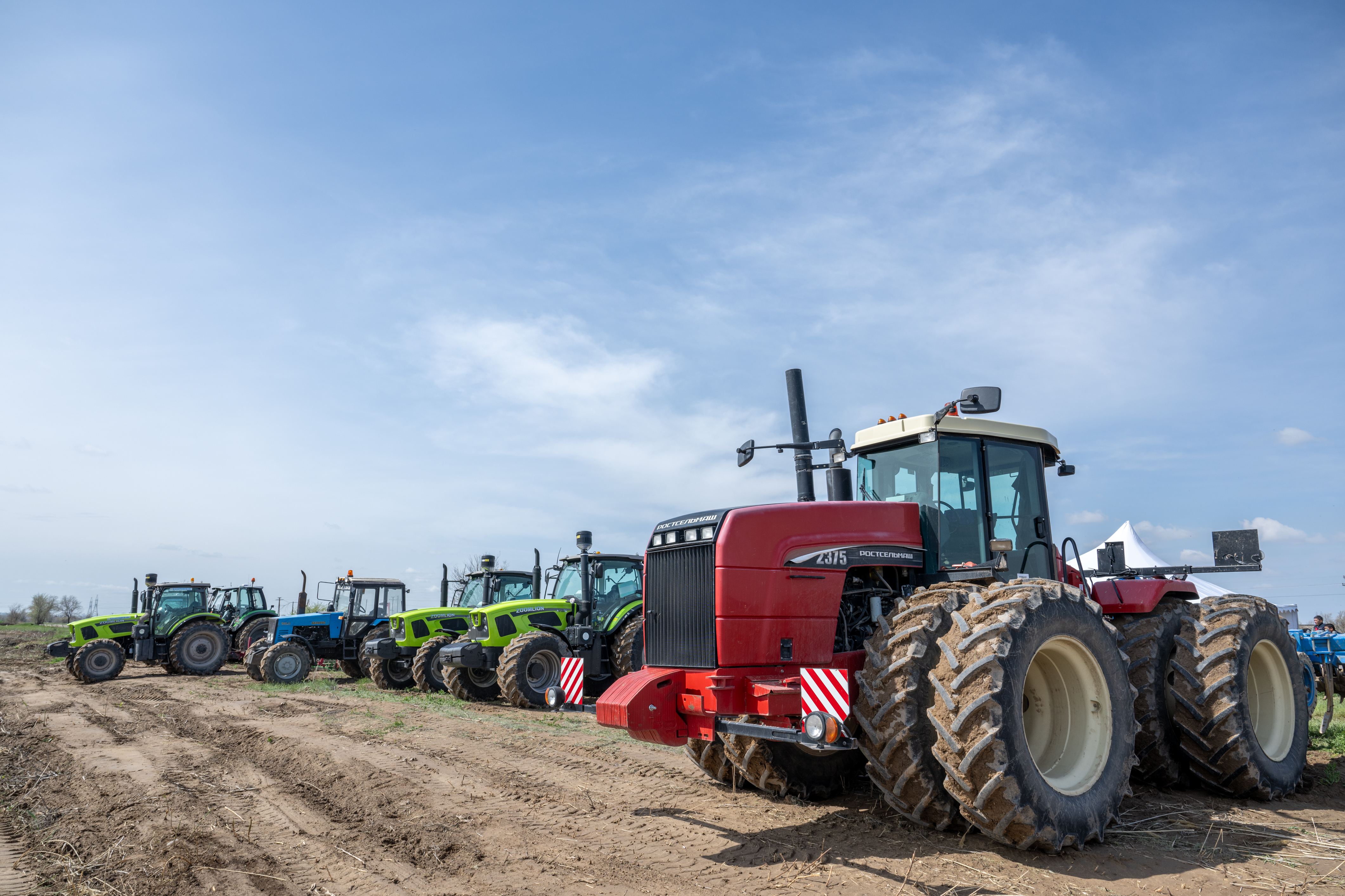 Жетісуда биыл ауыл шаруашылығы техникаларын жаңарту үлесі 8 %  жеткізіледі