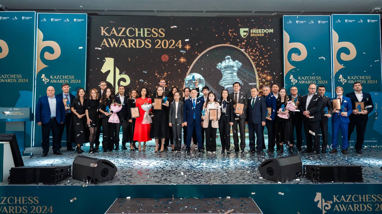 «KAZCHESS AWARDS - 2024»: астаналық бұрымдылар шахматтан «үздік команда» атанды