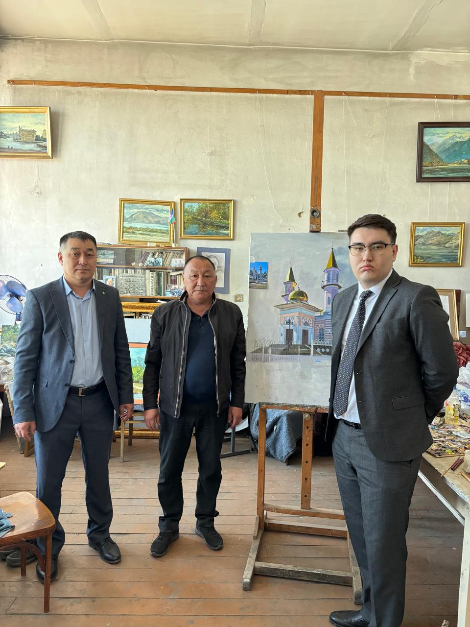 Проведена встреча с представителем Союза художников по области Абай