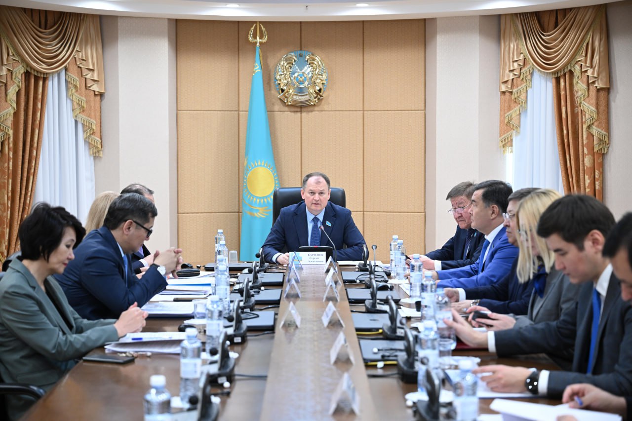 Сенатта өңірлердің бюджеттік дербестігі мәселесі талқыланды