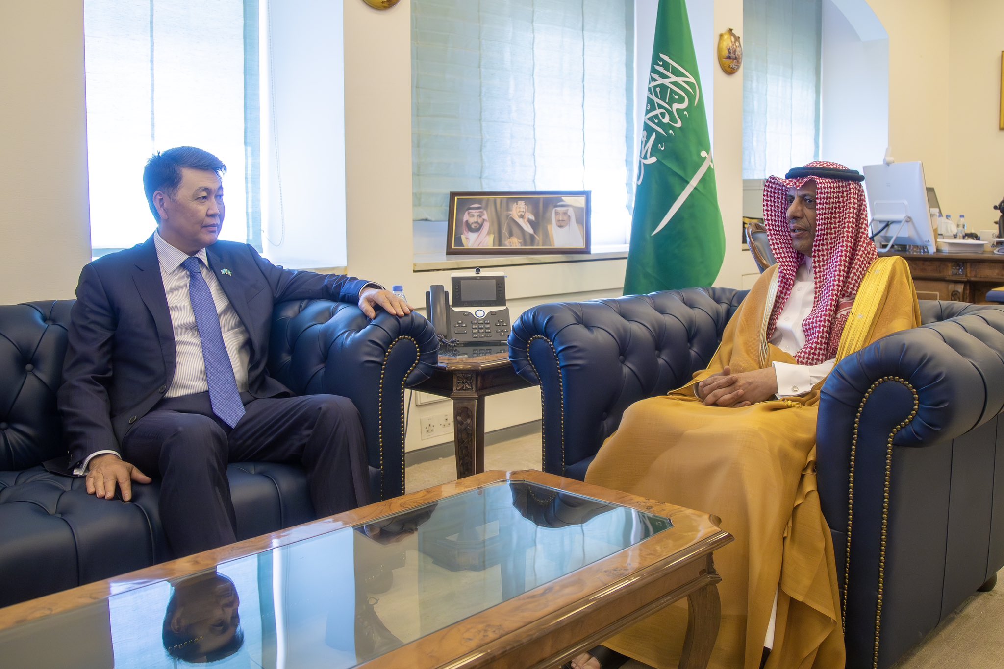Елші Б.Арын дипломатиялық миссиясының аяқталуына орай Сауд Арабиясы Сыртқы істер министрінің орынбасарымен кездесті