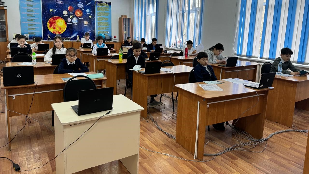 Акмолинские школьники проверили свои знания в республиканской олимпиаде по общеобразовательным предметам