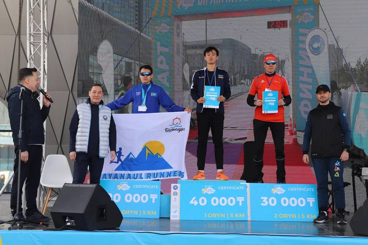 Астанада «Бірлік жүгірісі» республикалық жартылай марафоны өтті