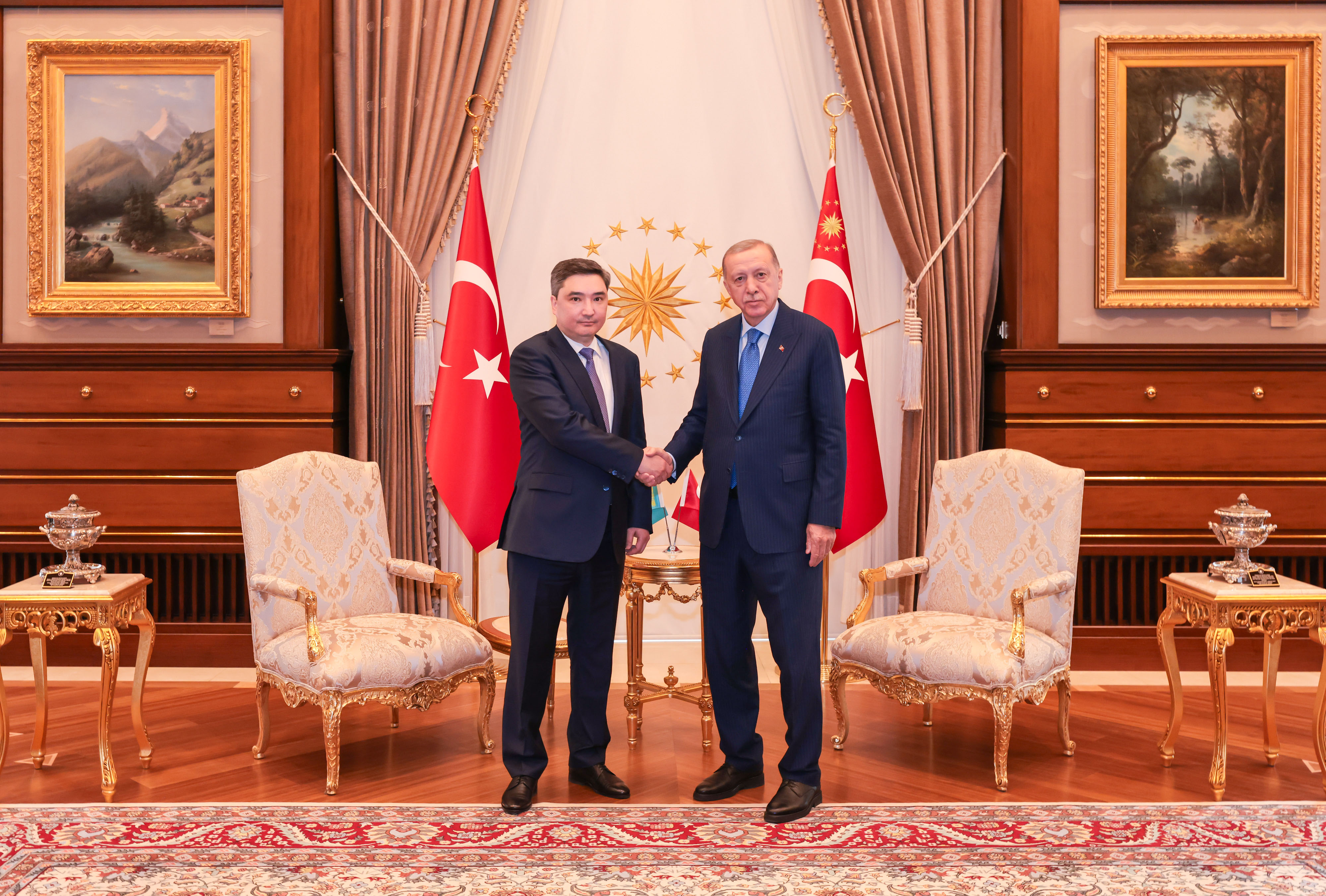 Kazakistan-Türkiye Hükümetlerarası Ekonomik Komisyonu'nun  13. toplantısı Ankara'da gerçekleştirildi