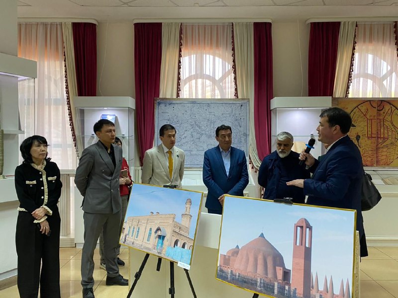 Выставка «Ғасырлар Руханияты» прошла в Национальном центре рукописей и редких книг РК