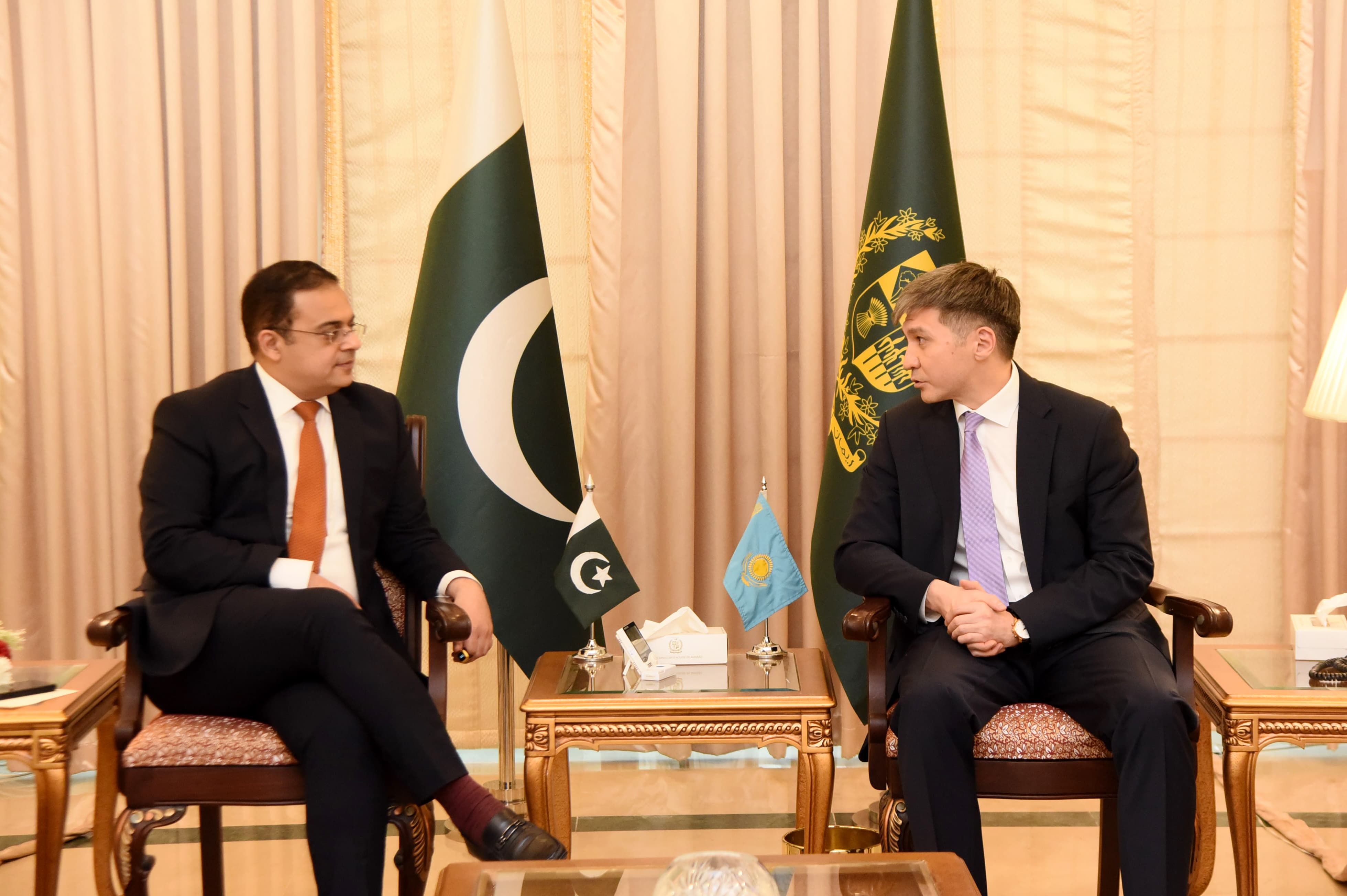 Астана и Исламабад намерены усилить взаимодействие в рамках межправительственной комиссии