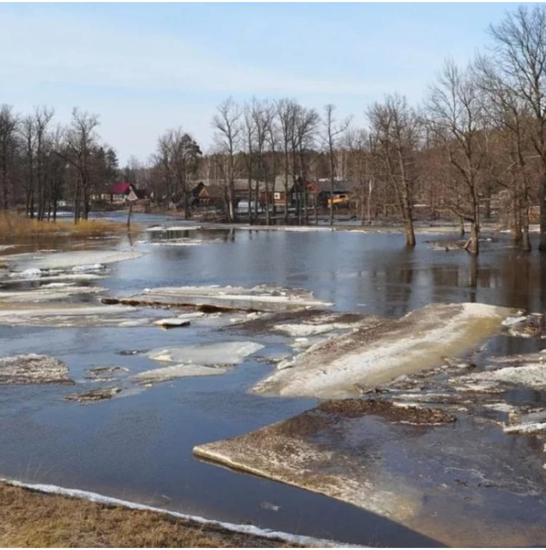 Наводнения произошли в 10 регионах страны