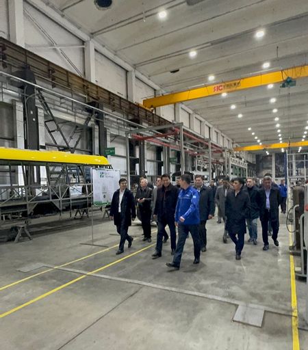 делегациясы келді
