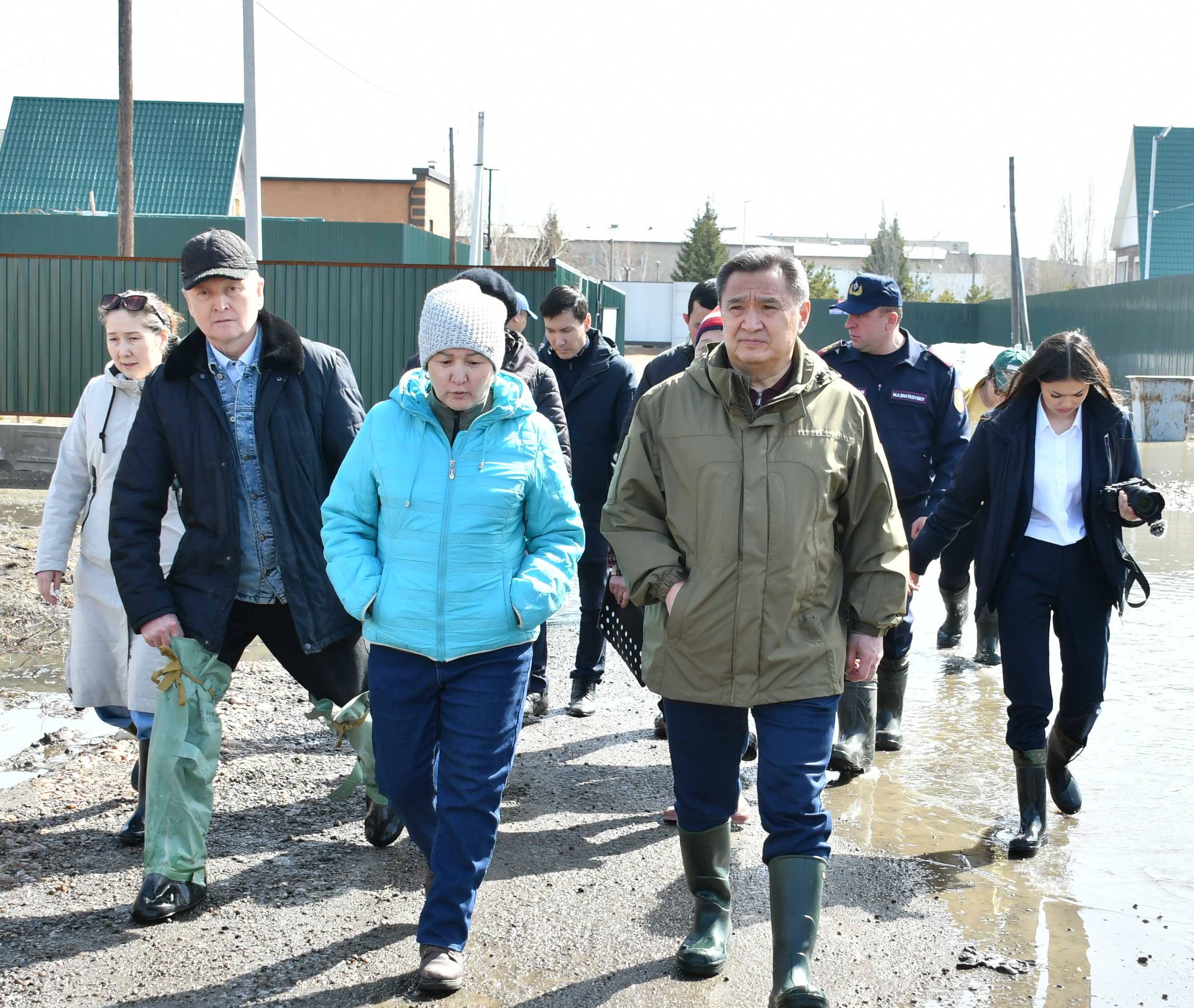 Аким Акмолинской области находится в районе разлива реки Кылшакты