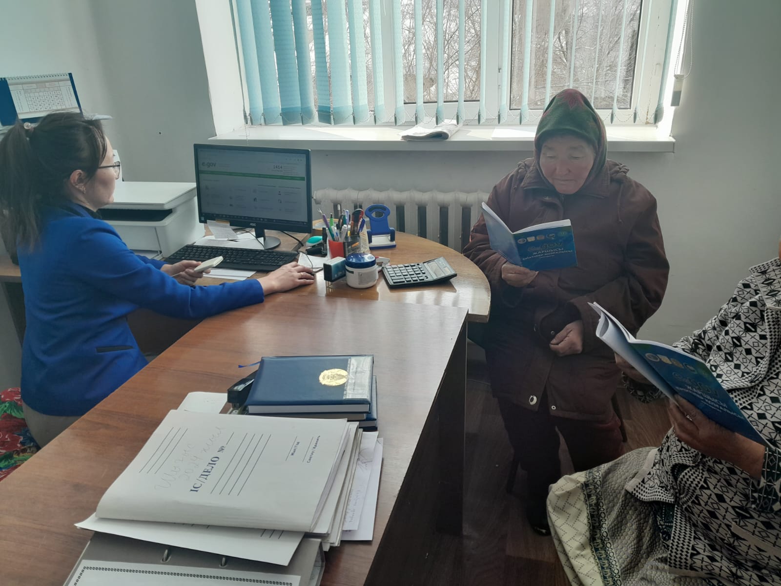 Мемлекеттік қызметтерді бірнеше сағат ішінде өзіне-өзі қызмет көрсету бұрышында тез алуға болатындығы туралы түсіндіру жұмыстары жүргізілді.