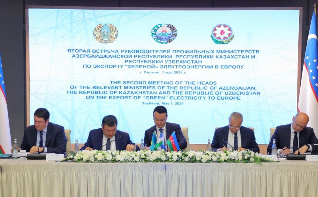 Каспий теңізінің түбімен энергетикалық кабель тарту жобасы: Қазақстан, Әзірбайжан және Өзбекстан Энергетика министрлігінің басшылары меморандумға қол қойды