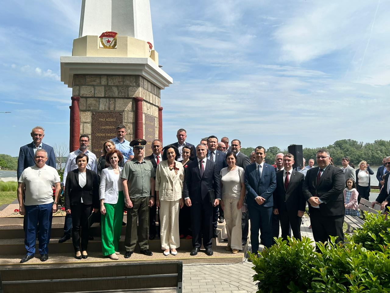 Monument to Soviet soldiers-liberators opened in Paks after renovations