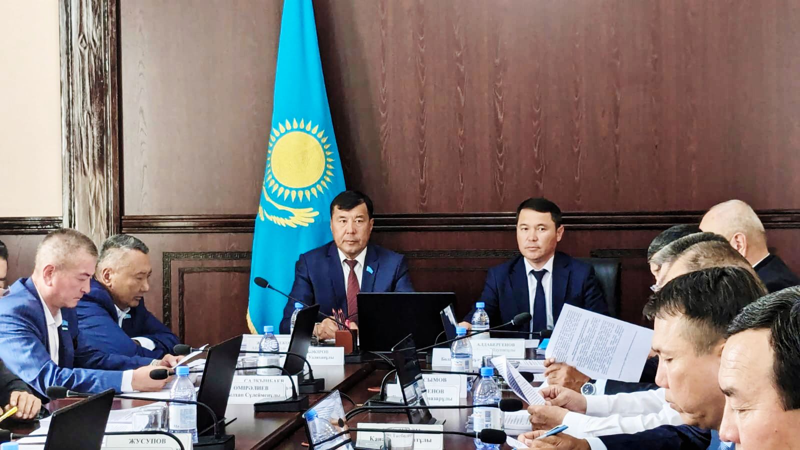 АУДАНДЫҚ МӘСЛИХАТТЫҢ КЕЗЕКТІ 16 СЕССИЯСЫ ӨТТІ