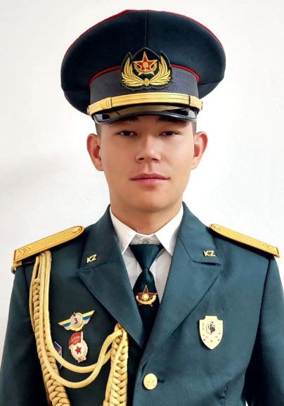 Аналарының трусигіндегі ресейлік жетілген әйелдермен порно