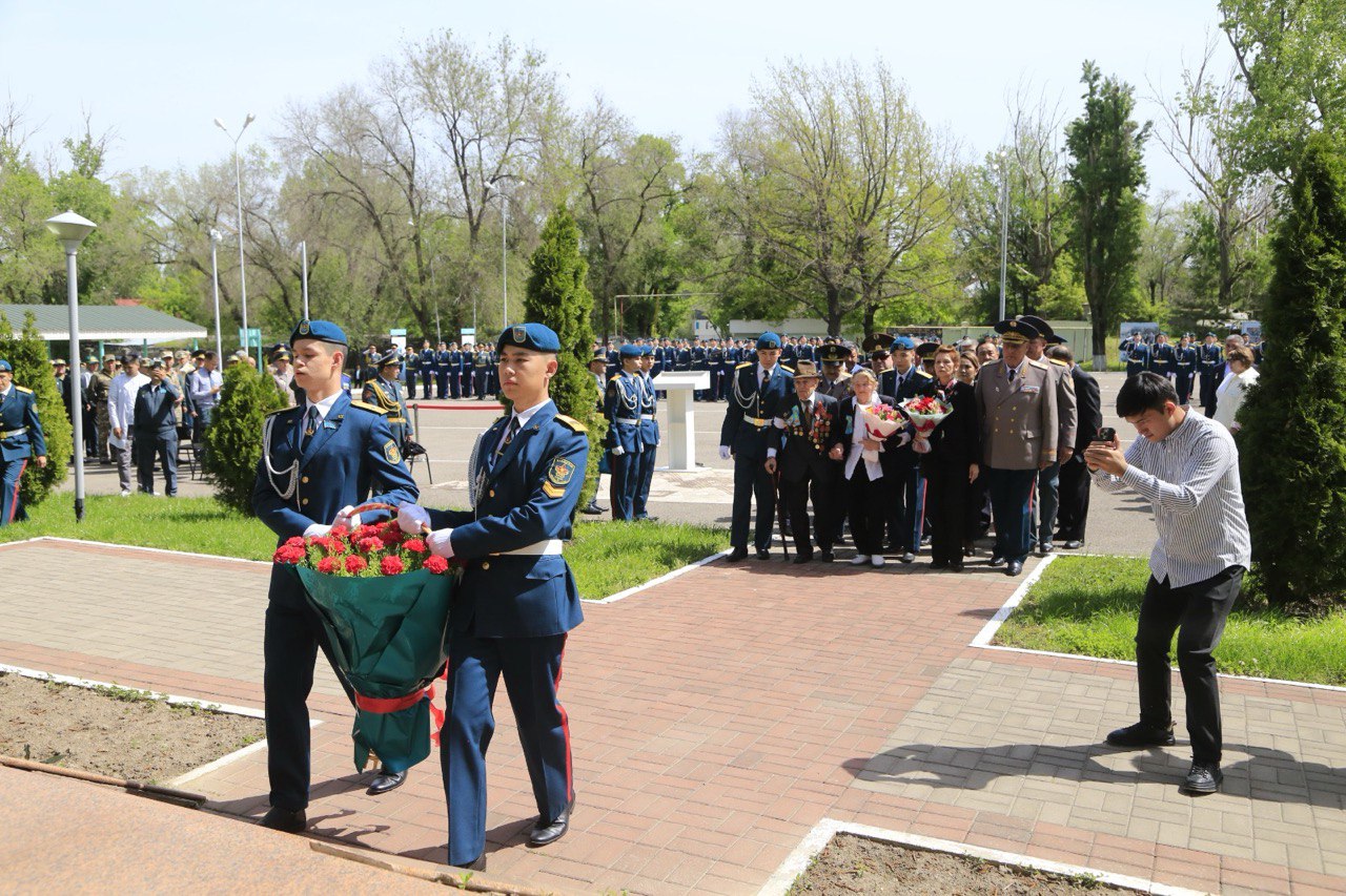 Жасұландықтар майдангермен және Қарулы күштердің ардагерлерімен кездесті