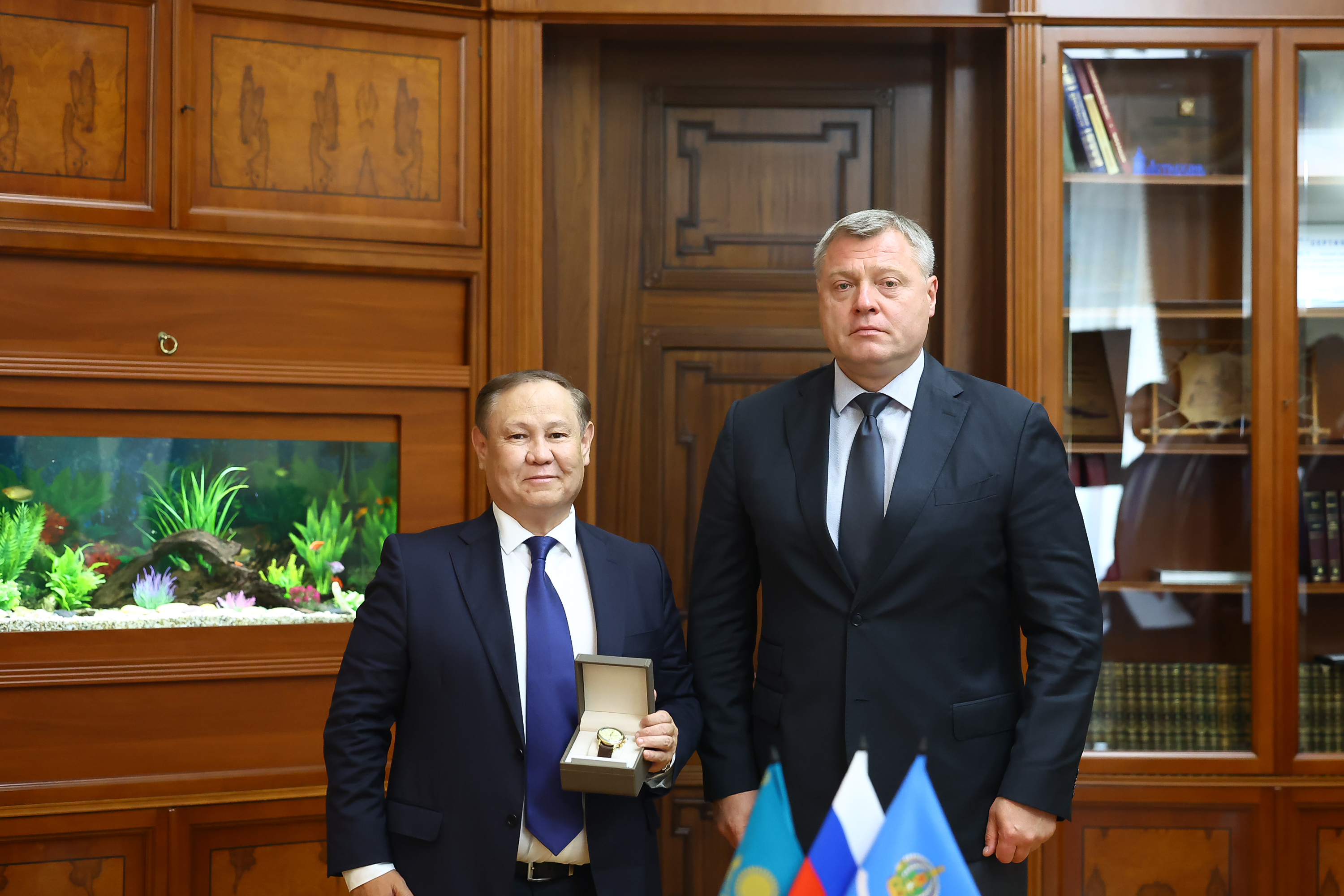 Губернатор поблагодарил Генерального консула Казахстана за плодотворную совместную работу