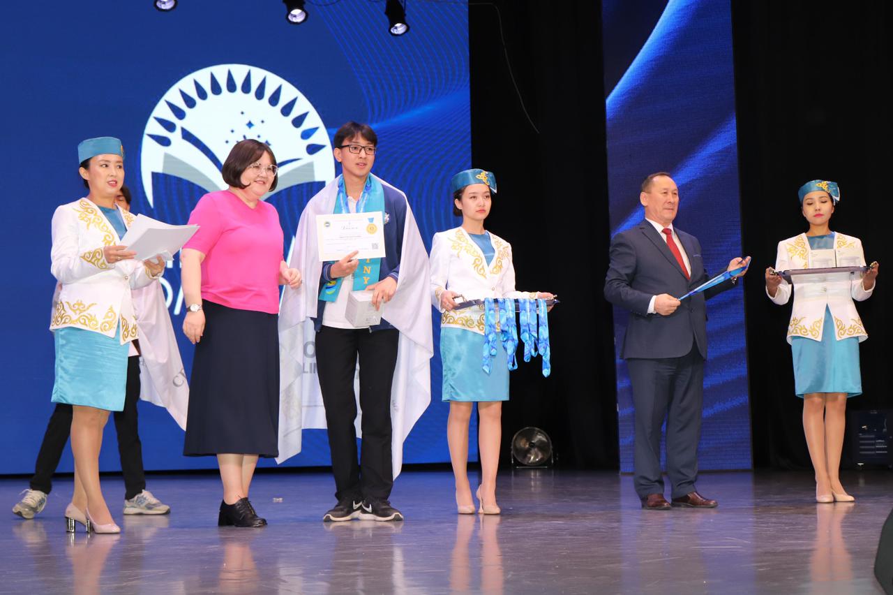 Қазақстан тарихы және құқық негіздерінің ең үздік білгірлері  Шығыс Қазақстан жерінде