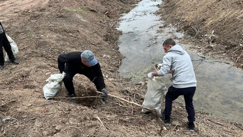 Қарағандыда Бұқпа өзенінің жағасы қоқыстан тазартылды