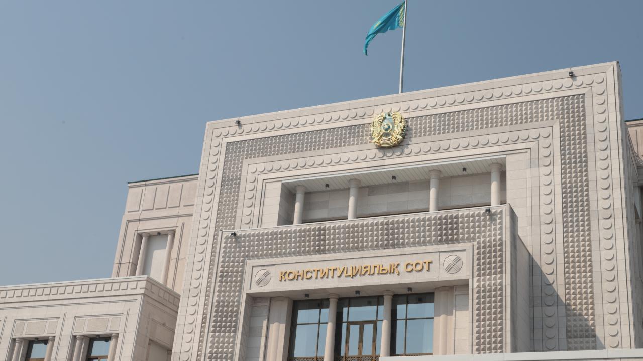 Прокурорский надзор за исполнением решений Конституционного Суда – гарантия соблюдения конституционной законности