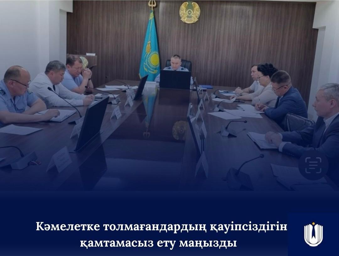 Қалалық моншадағы жалаңаш қыздар суреті Полоцк секс клубы