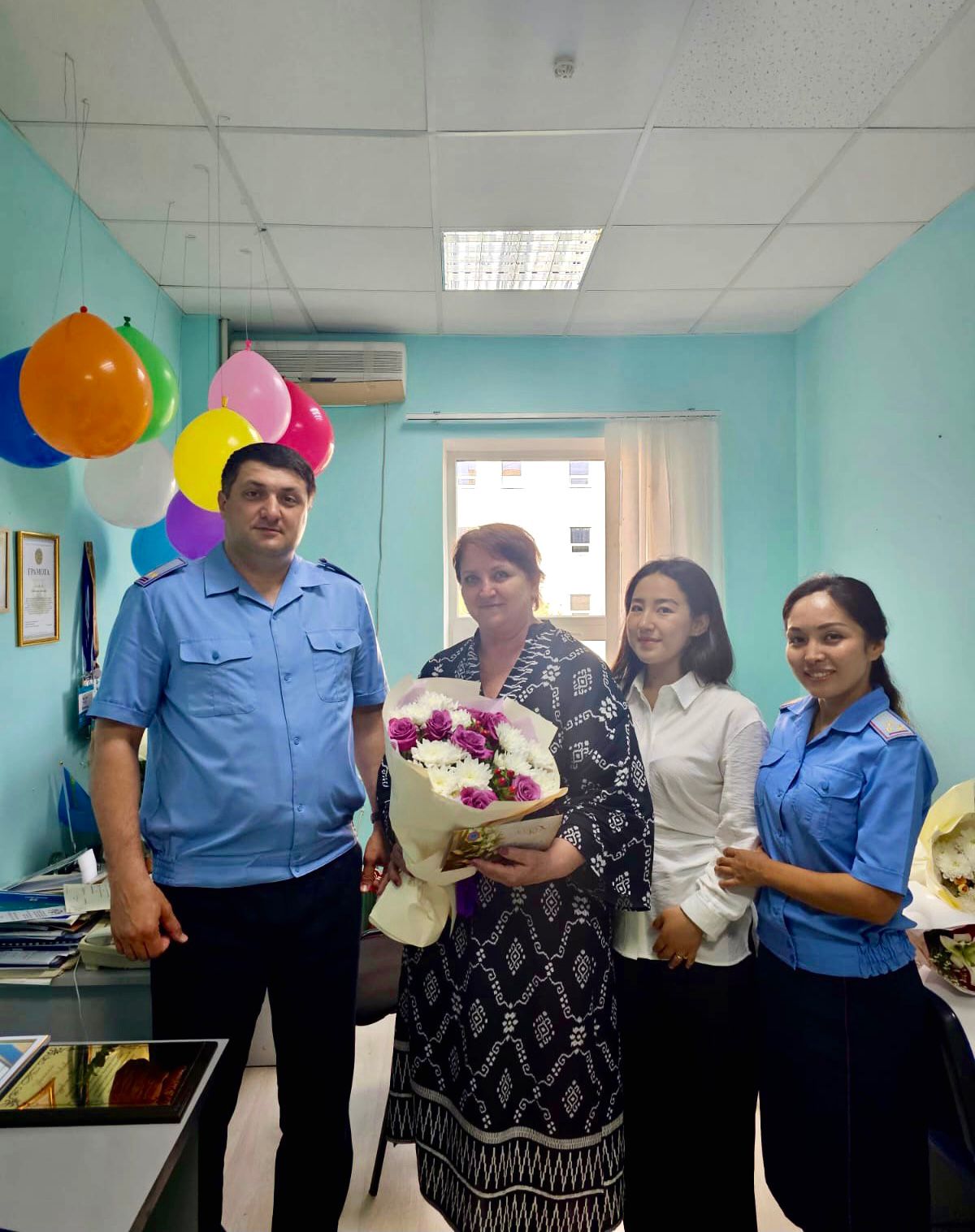 Congratulations to the media representative on his 60th birthday 💐