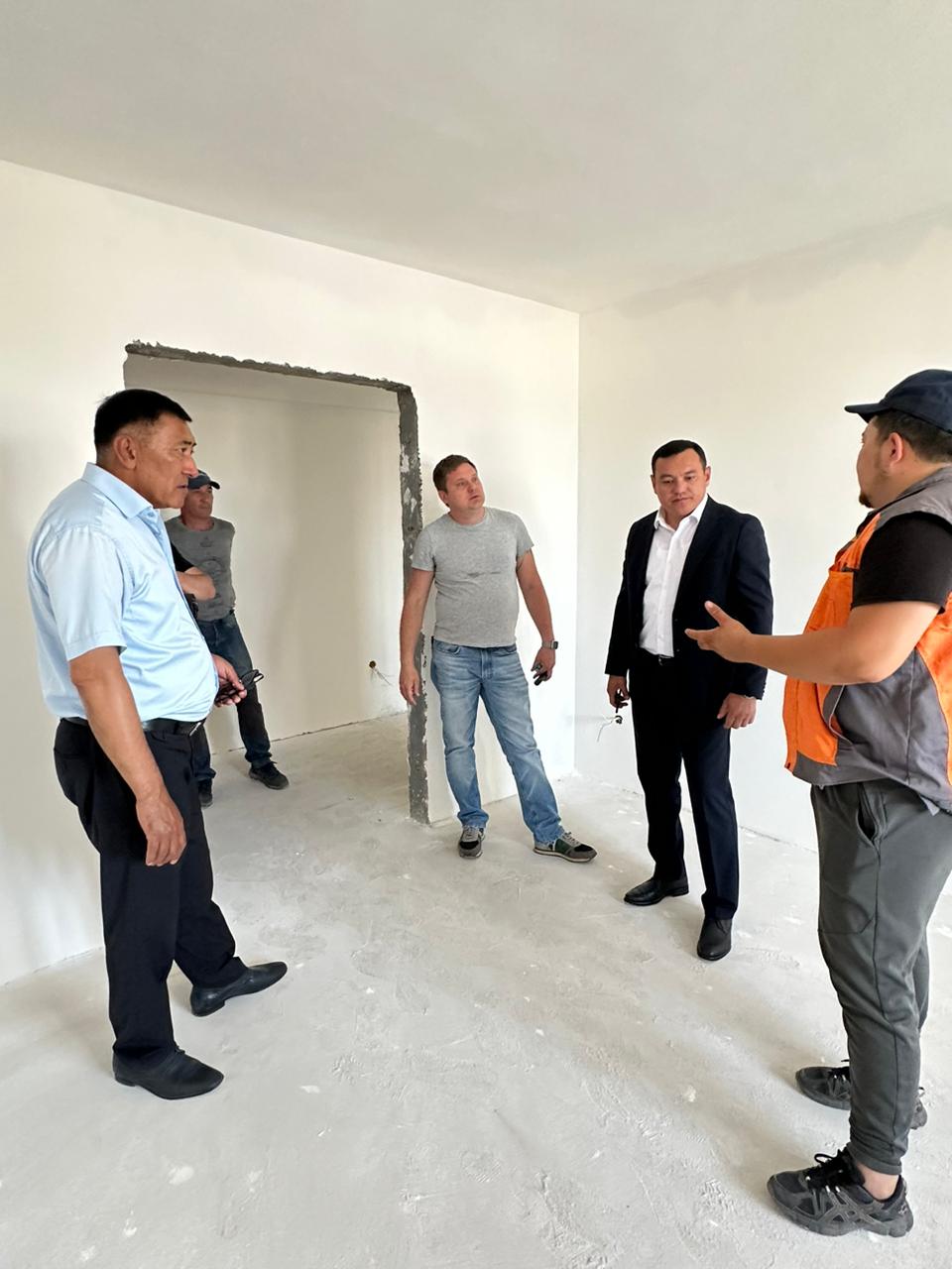 Атасы порно ешкі