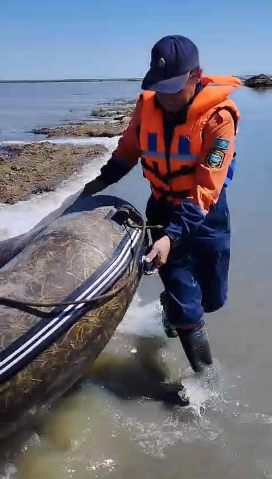 Rescuers of Atyrau region helped a resident
