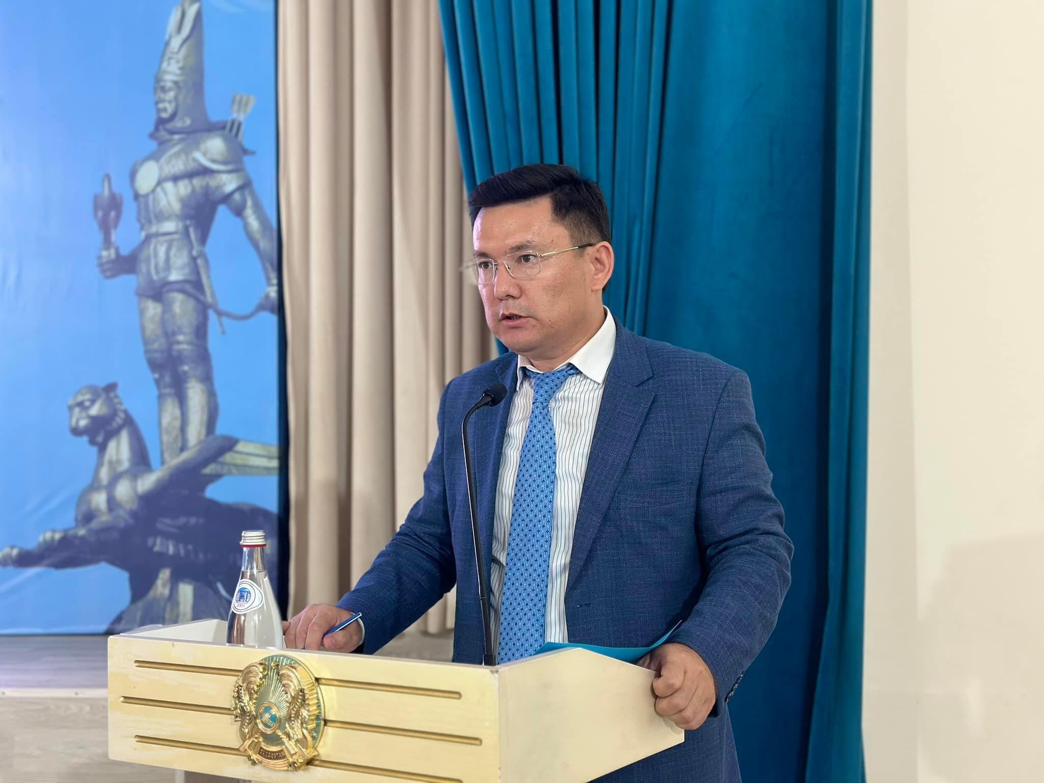 Строительство школы, благоустройство и новые пешеходные переходы: состоялась встреча акима села Умирзак с населением