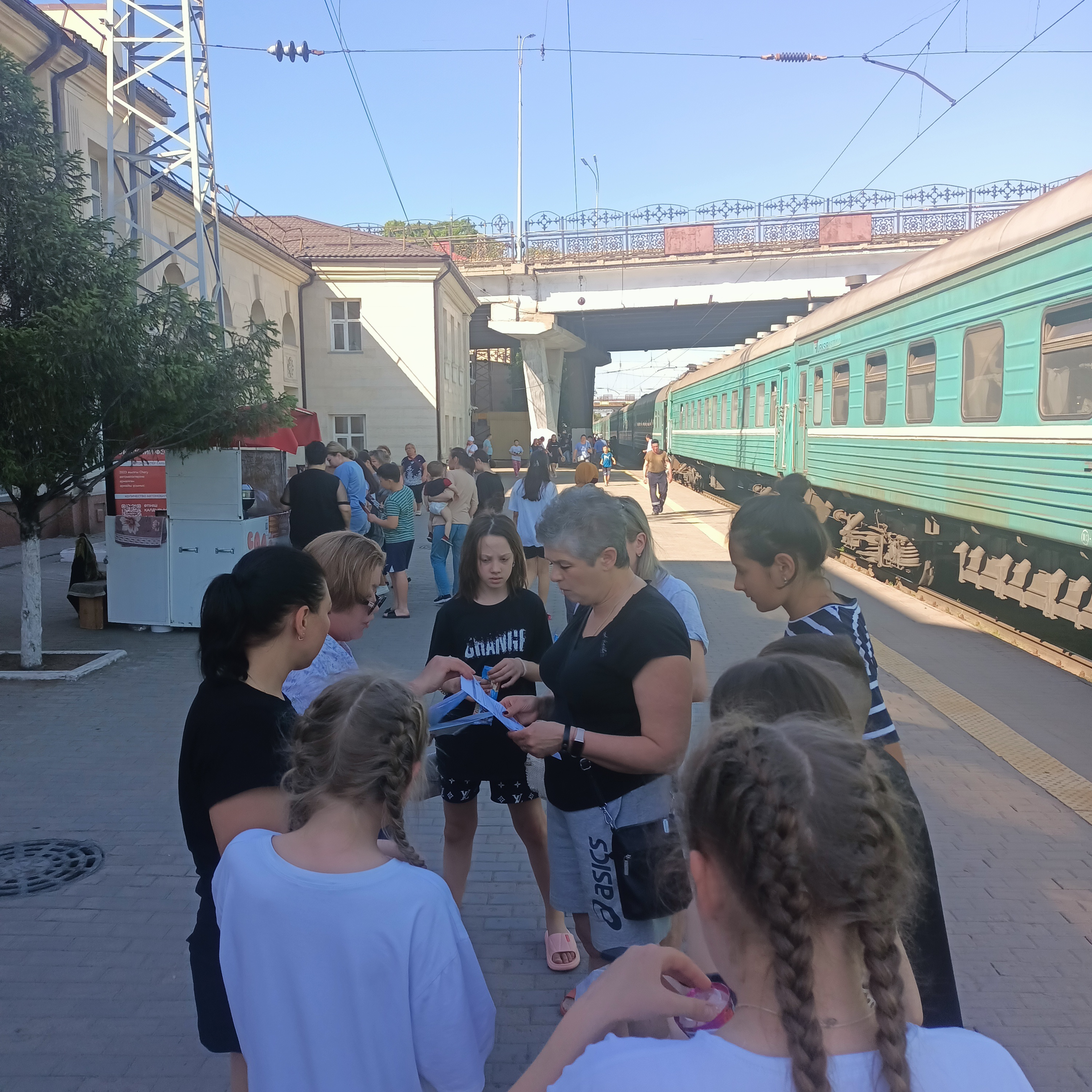 Қарағанды станциясының вокзалындаақпараттық-түсіндіру жұмыстарын жүргізді