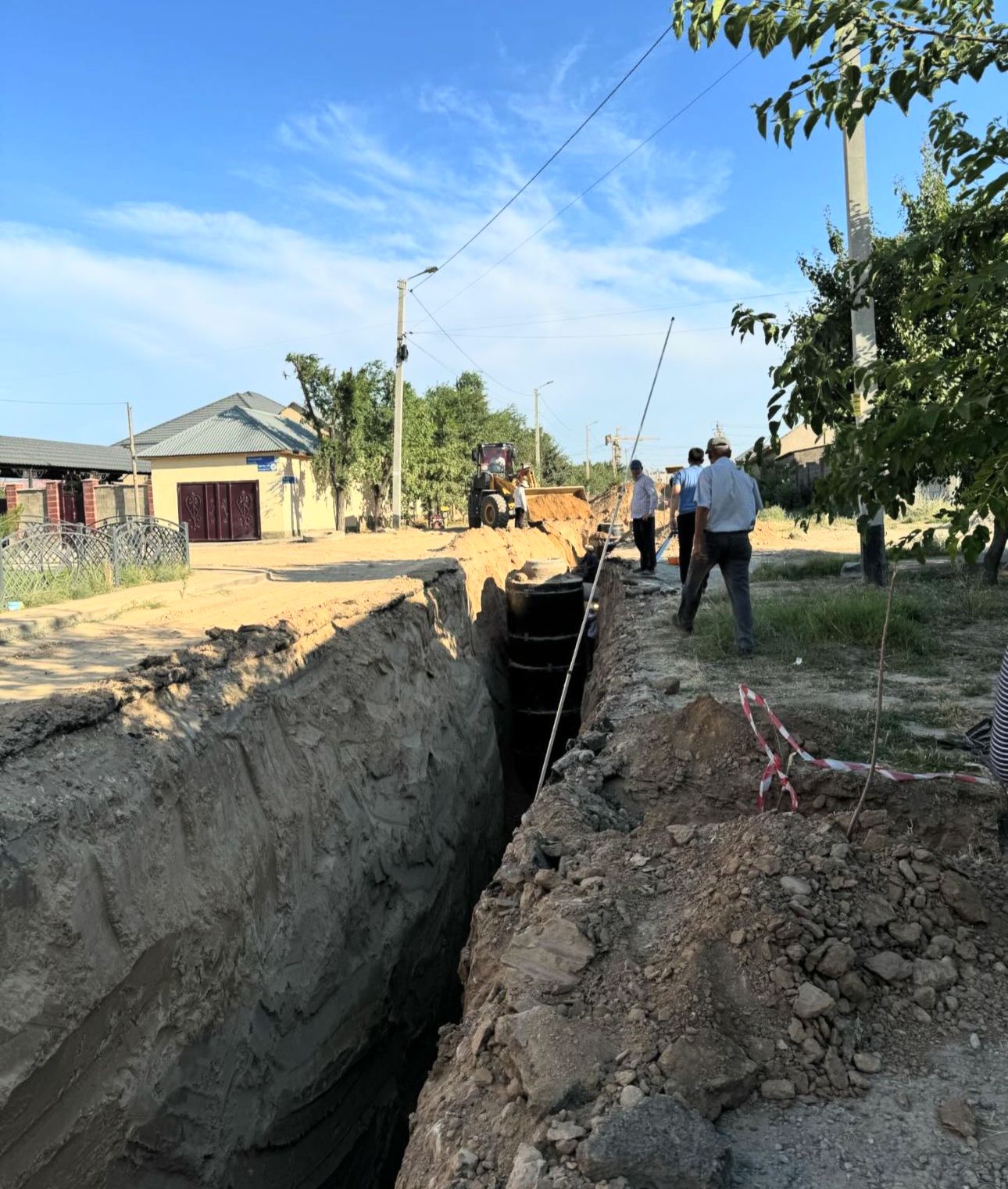 Бүгін басқарма мамандары Нұртас шағын ауданындағы кәріз жүйесінің құрылыс жұмысымен танысты