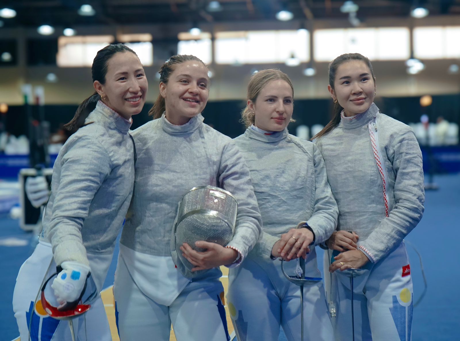 КАЗАХСТАНСКИЕ САБЛИСТКИ СЕНСАЦИОННО ВЫИГРАЛИ «СЕРЕБРО»НА ЧЕМПИОНАТЕ АЗИИ