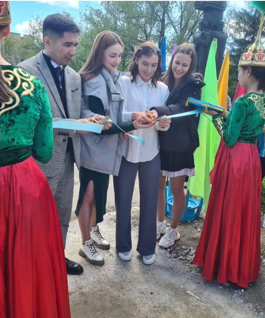 Открытие многофункциональной спортивной площадки