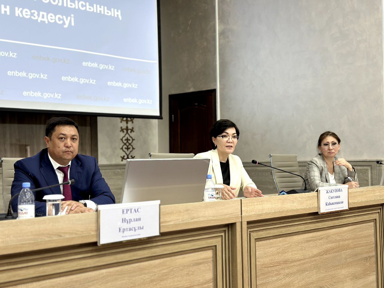 С. Жақыпова Алматы облысының тұрғындарымен кездесті