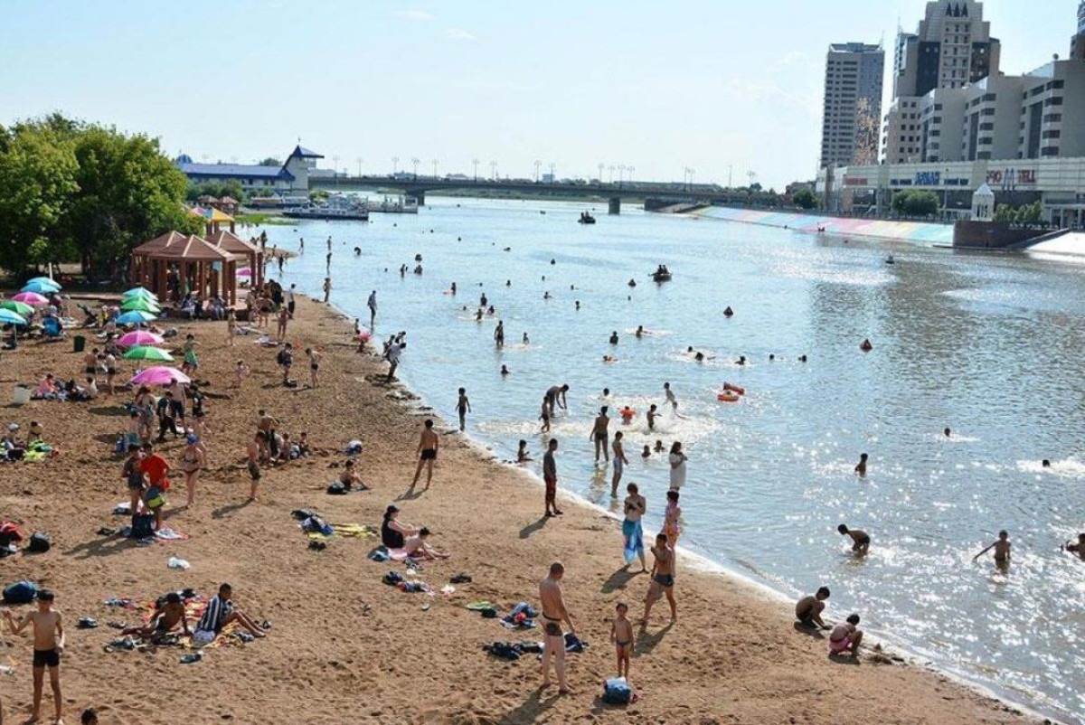 Как в столице проходит купальный сезон, рассказали в ДЧС