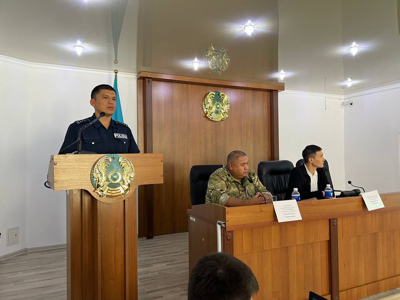 Жеке құраммен кездесу өтті