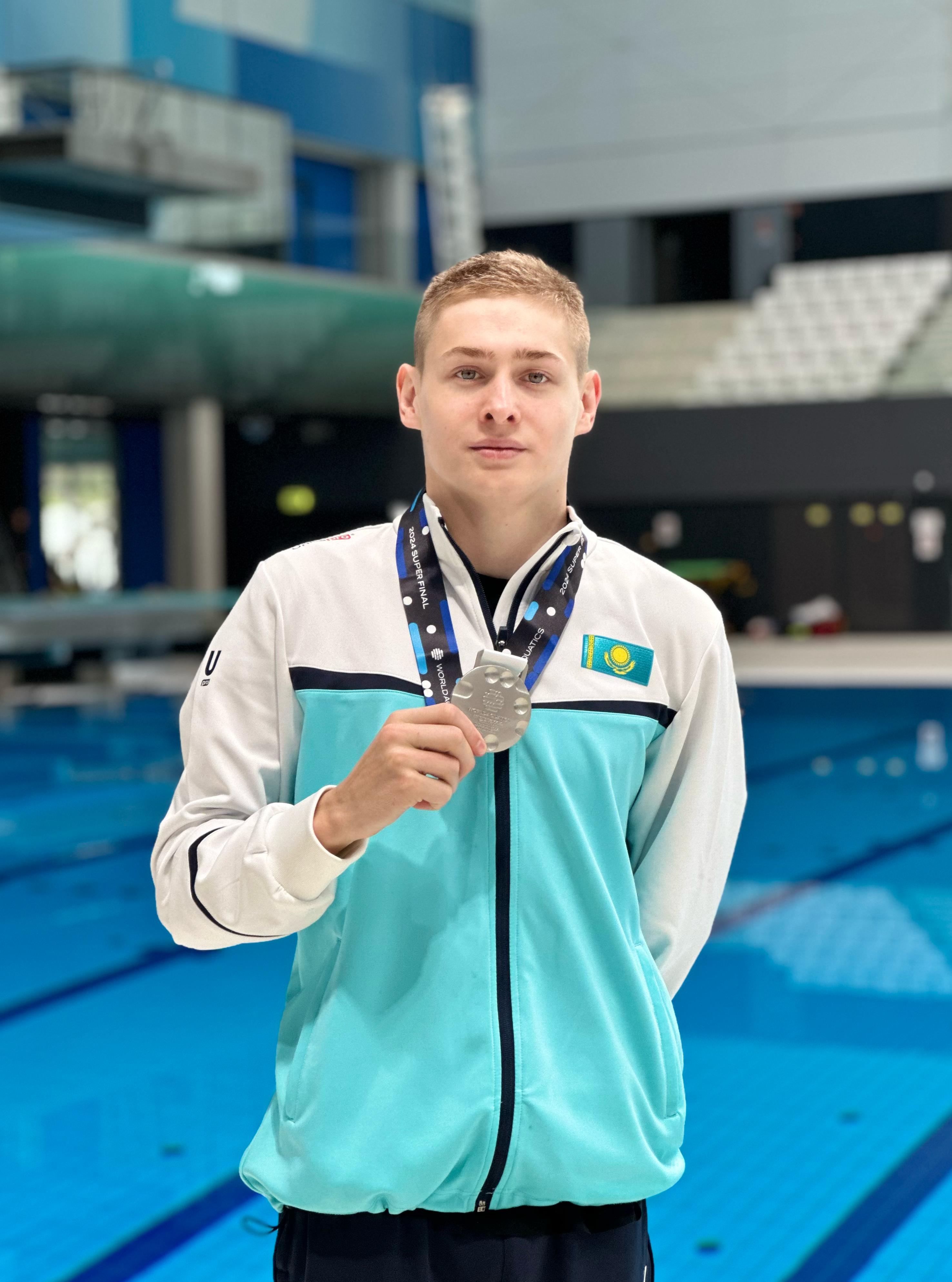 ВИКТОР ДРУЗИН ӘРТІСТІК ЖҮЗУДЕН ӘЛЕМ КУБОГЫНДА КҮМІС МЕДАЛЬ ЖЕҢІП АЛДЫ