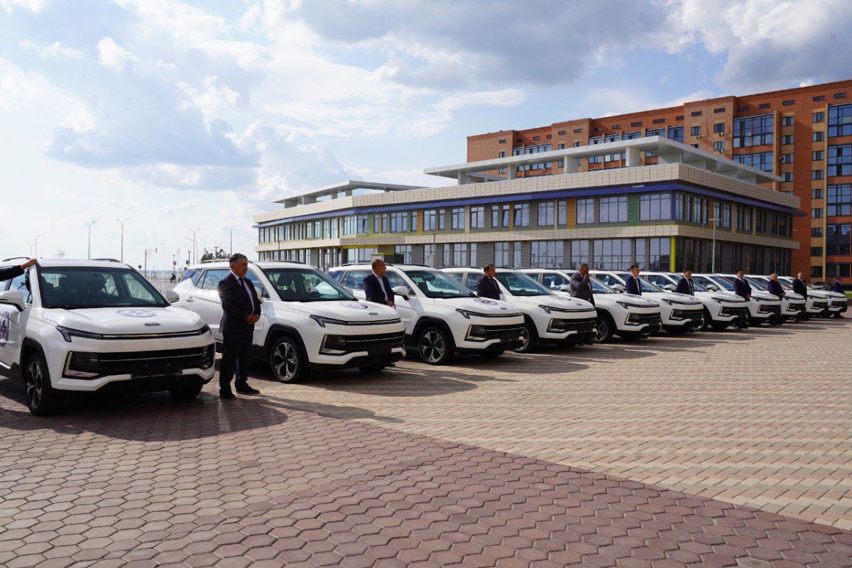 Автопарк акмолинских ветеринарных станции пополнился  19 новыми автомобилями