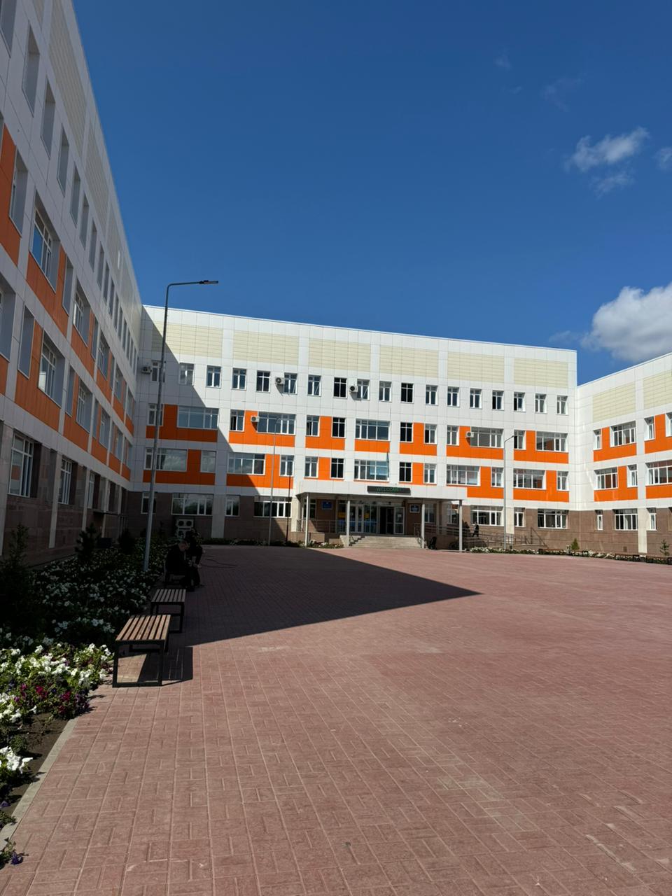 Бүгін жаңа оқу жылына дайындық барысын мониторингтеу шеңберінде N36 мектепте болдық